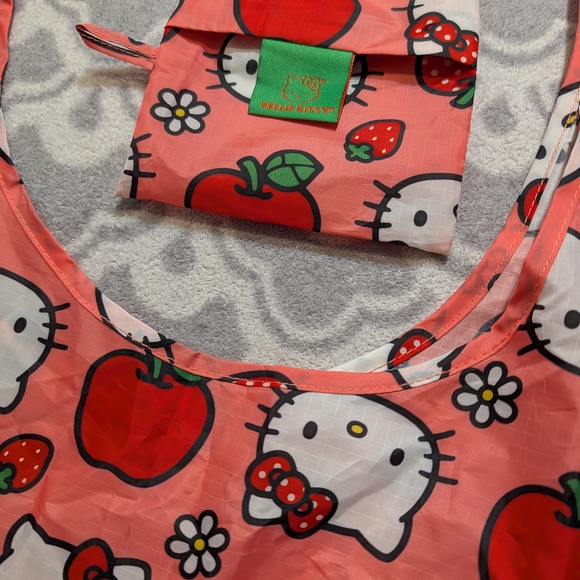BAGGU Pink Hello Kitty & Strawberry Printed Tote - Picture 4 of 4